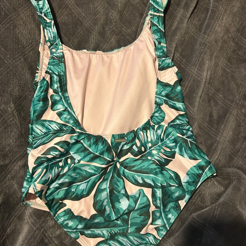 Tropical Leaf Print Swimsuit Kenny Flowers Beverly Hills classic. NWOT - Picture 2 of 7